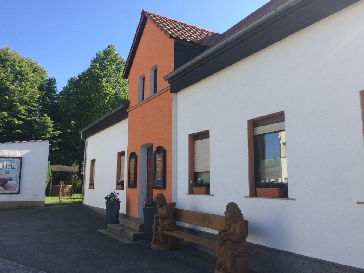 Pension Zum Alten Gasthaus Haensel Krauschwitz Екстер'єр фото