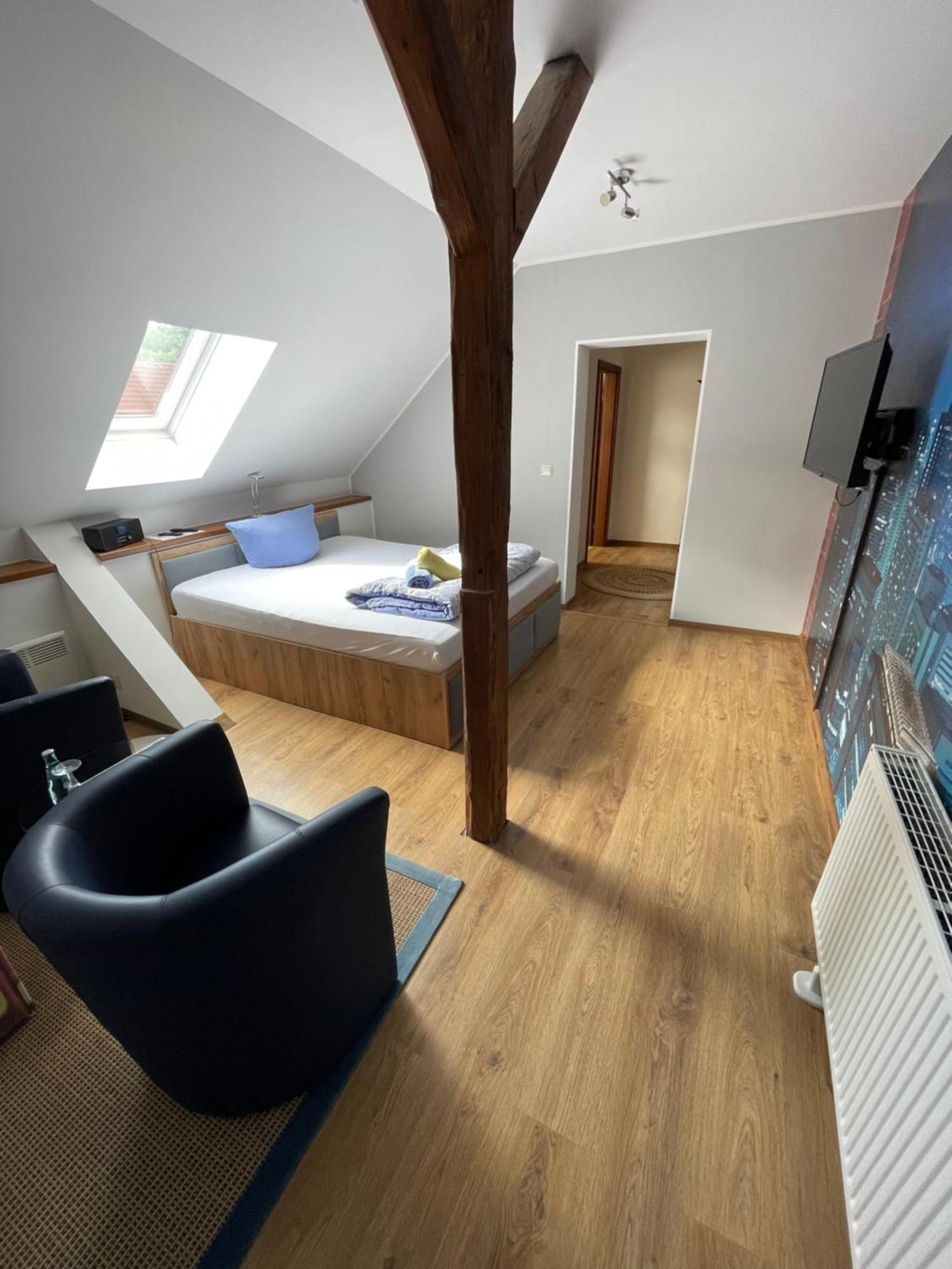 Pension Zum Alten Gasthaus Haensel Krauschwitz Екстер'єр фото