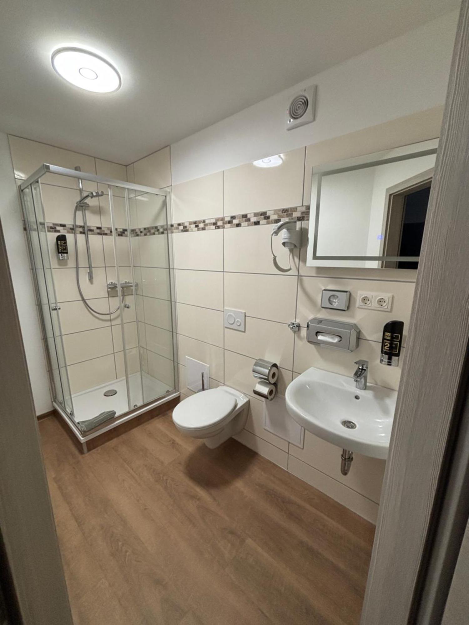 Pension Zum Alten Gasthaus Haensel Krauschwitz Екстер'єр фото