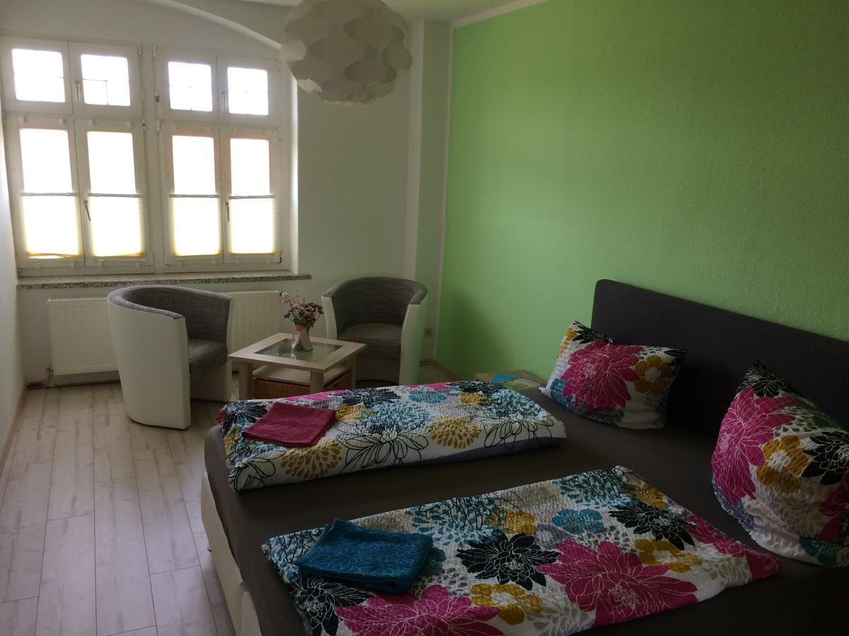 Pension Zum Alten Gasthaus Haensel Krauschwitz Екстер'єр фото